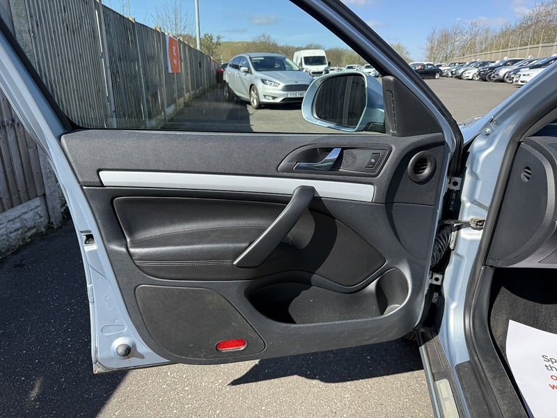 Used Skoda Octavia 2010 for sale - 78107347: Photo 54