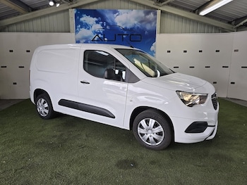 Vauxhall Combo feature image
