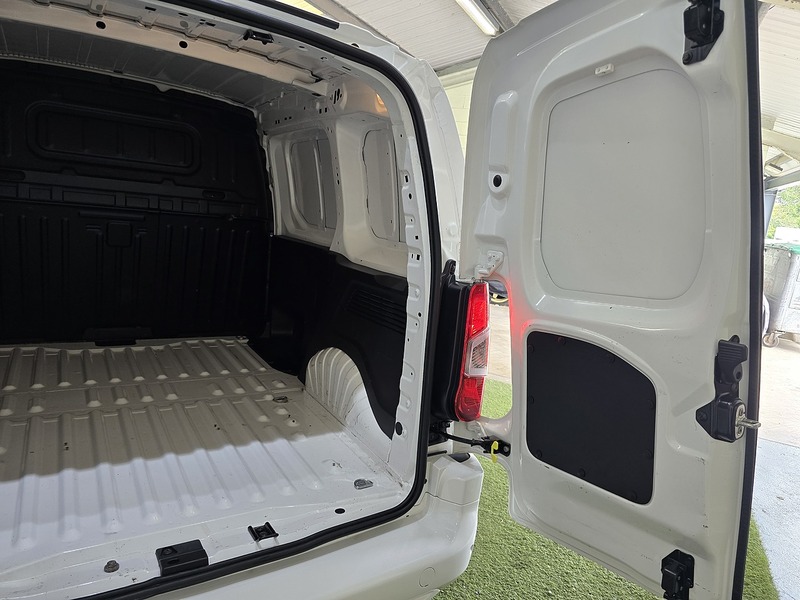 Used Vauxhall Combo 2020 for sale - 77258849: Photo 23