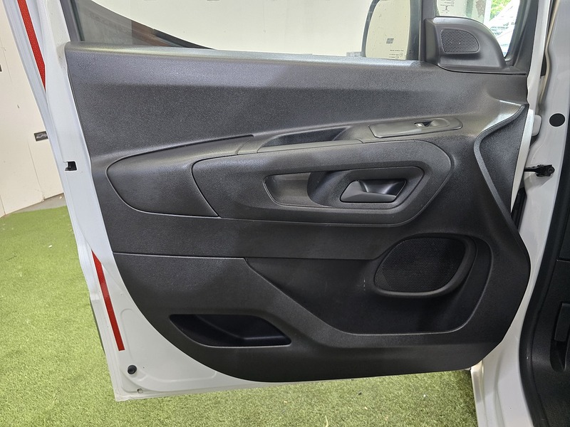 Used Vauxhall Combo 2020 for sale - 77258849: Photo 28