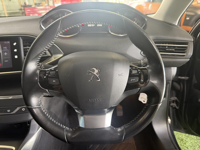 Used Peugeot 308 2016 for sale - 76193952: Photo 19