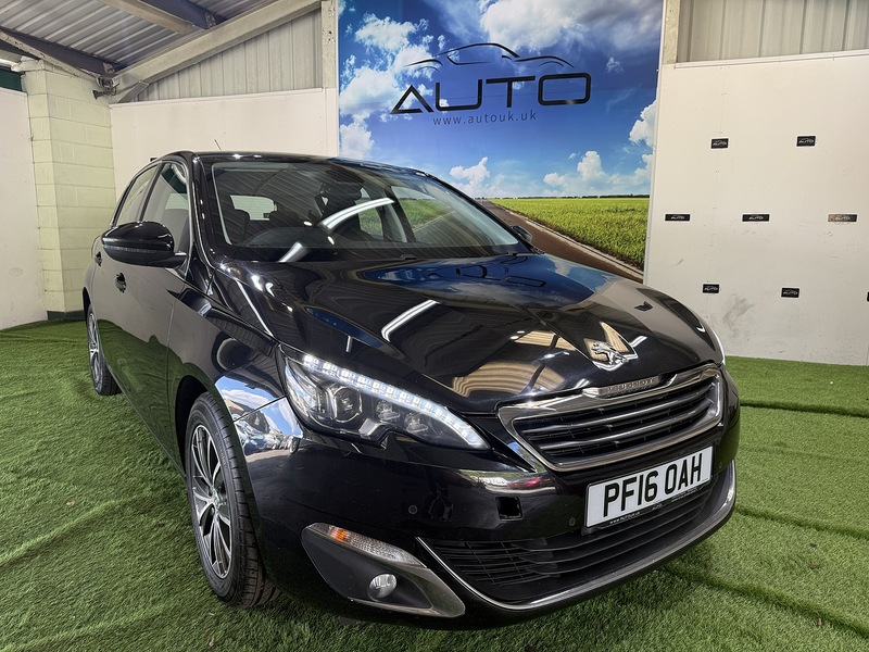 Used Peugeot 308 2016 for sale - 76193952: Photo 2