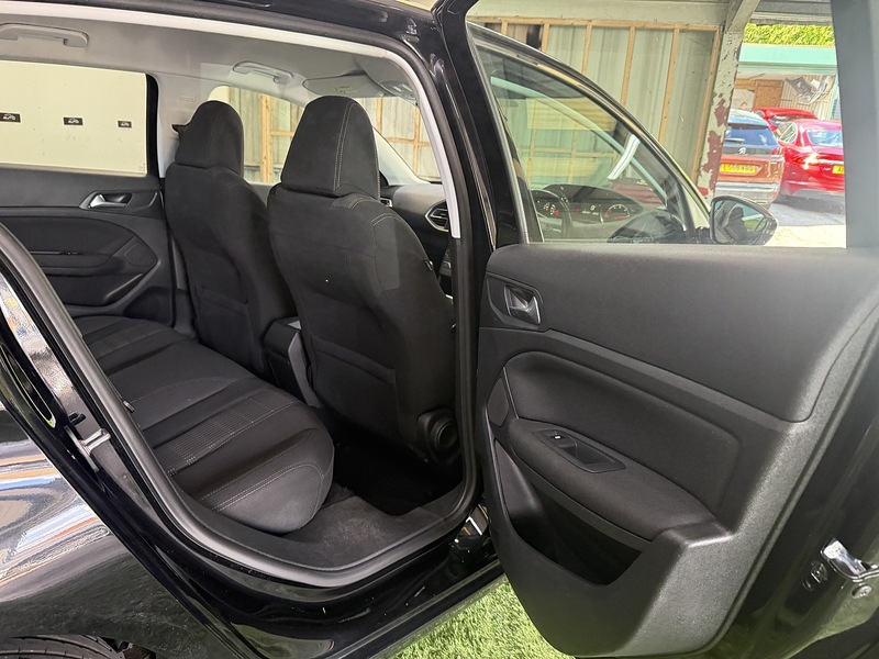 Used Peugeot 308 2016 for sale - 76193952: Photo 26