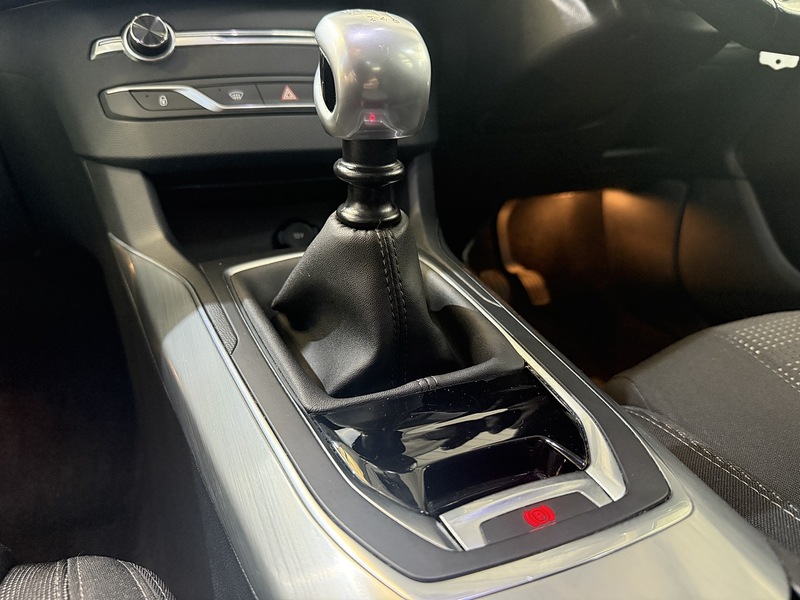 Used Peugeot 308 2016 for sale - 76193952: Photo 41