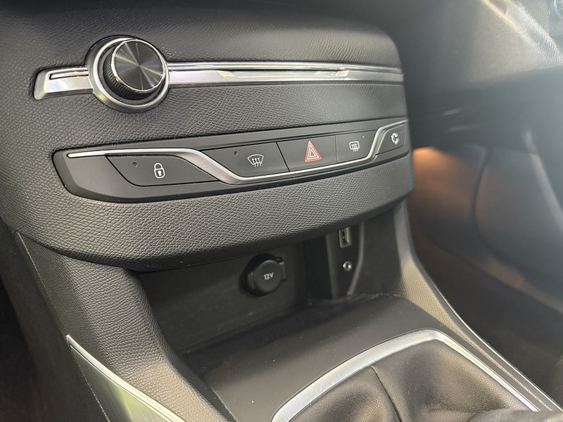 Used Peugeot 308 2016 for sale - 76193952: Photo 42