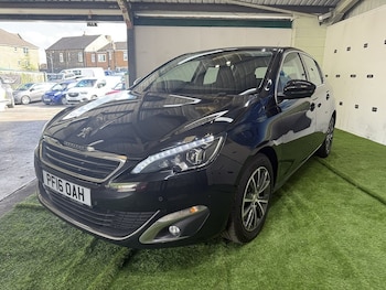 Used Peugeot 308 2016 for sale - 76193952: Photo 4