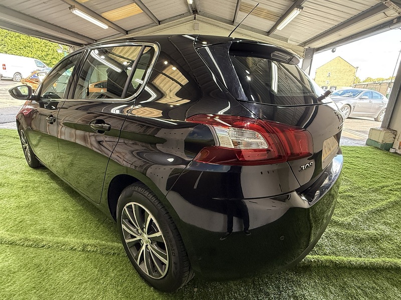 Used Peugeot 308 2016 for sale - 76193952: Photo 5