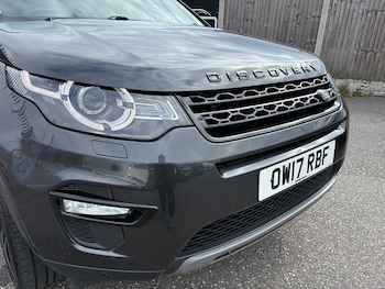 Used Land Rover Discovery Sport 2017 for sale - 79468732: Photo
