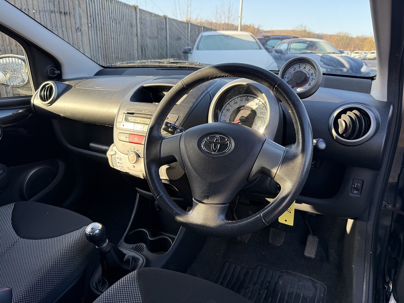 Used Toyota AYGO 2012 for sale - 77258894: Photo 16