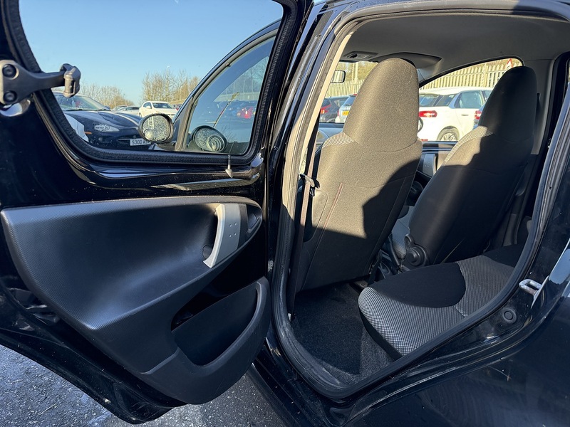 Used Toyota AYGO 2012 for sale - 77258894: Photo 30