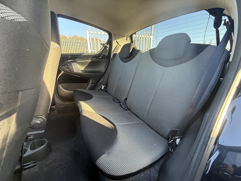 Used Toyota AYGO 2012 for sale - 77258894: Photo 33