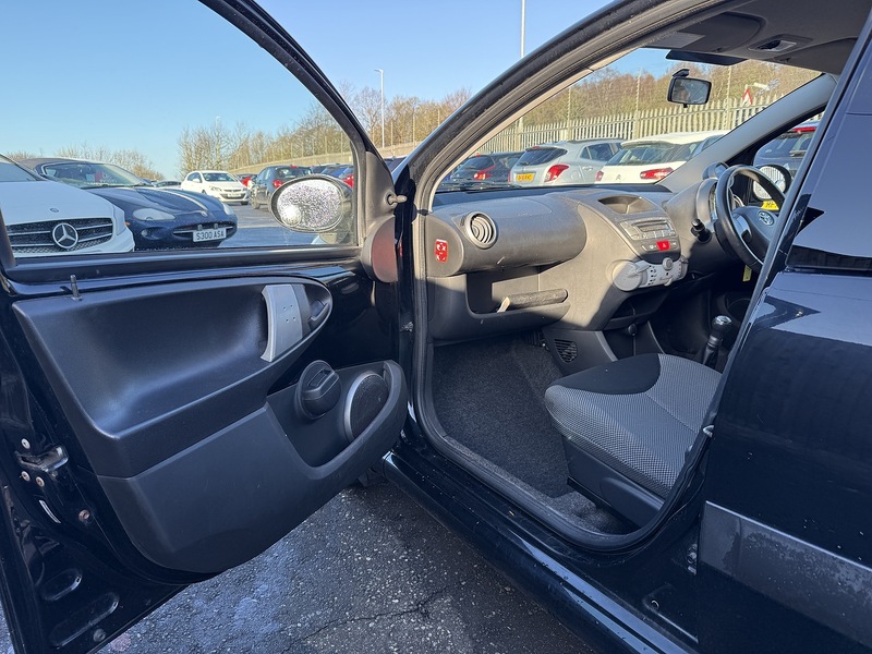 Used Toyota AYGO 2012 for sale - 77258894: Photo 34