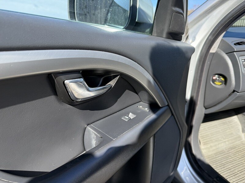 Used Volvo XC70 for sale - 78027171: Photo 48