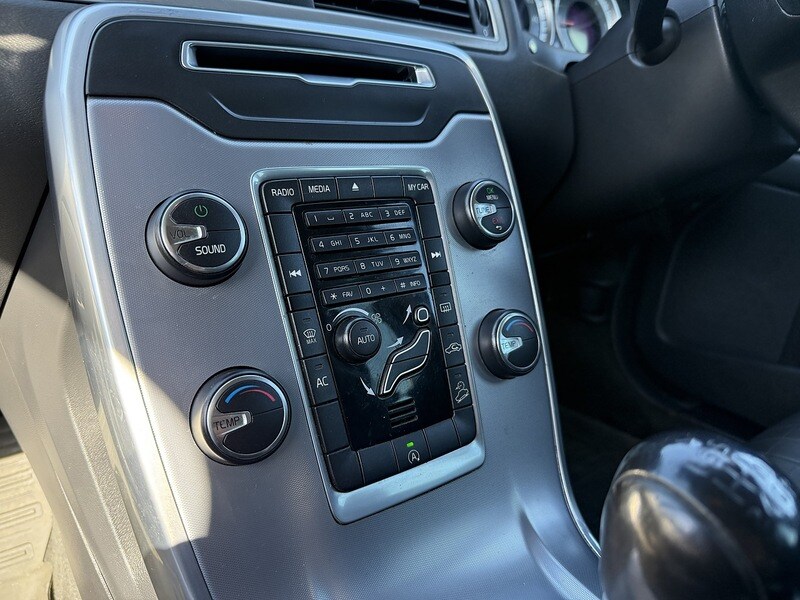 Used Volvo XC70 for sale - 78027171: Photo 53