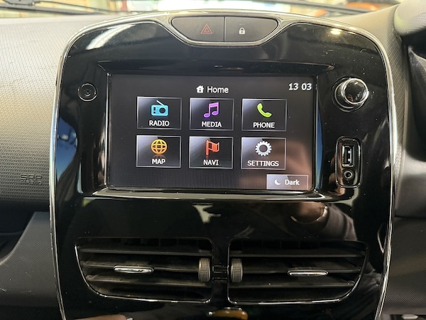 Used Renault Clio 2013 for sale - 76320118: Photo 27