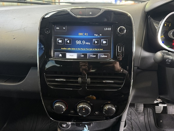 Used Renault Clio 2013 for sale - 76320118: Photo 29