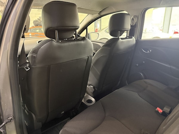 Used Renault Clio 2013 for sale - 76320118: Photo 39