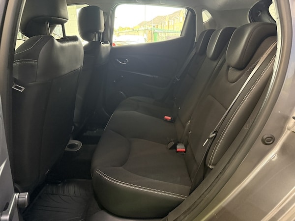 Used Renault Clio 2013 for sale - 76320118: Photo 40
