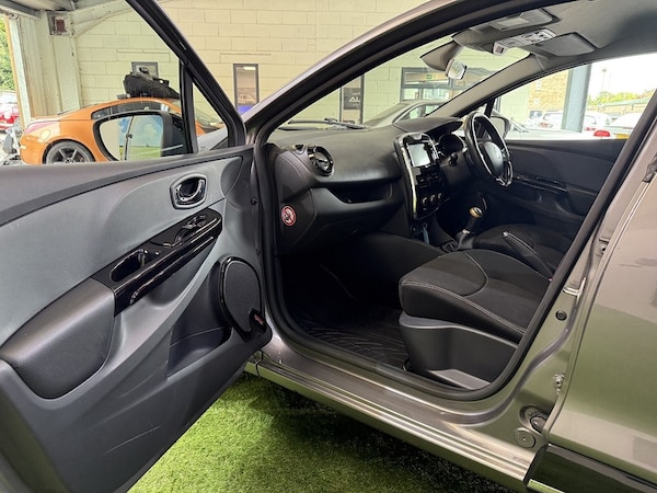 Used Renault Clio 2013 for sale - 76320118: Photo 43