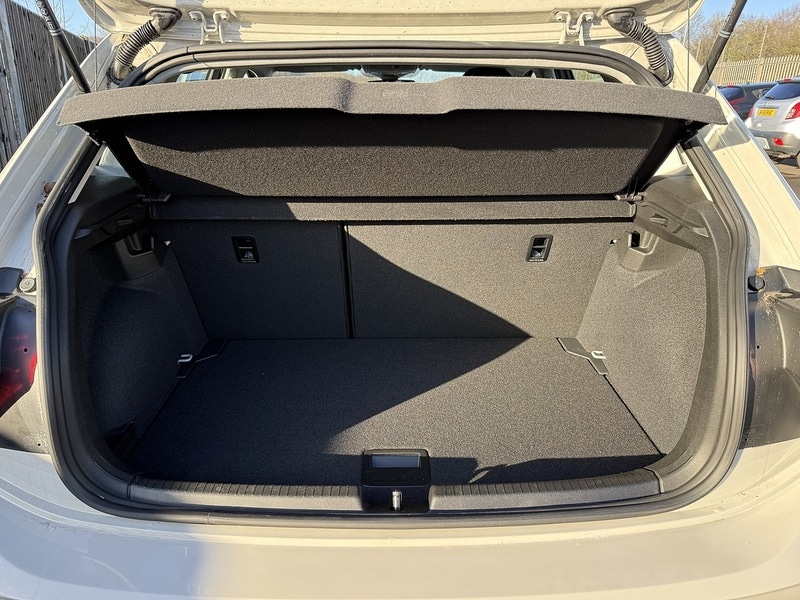 Used Volkswagen Polo 2023 for sale - 77258924: Photo 49