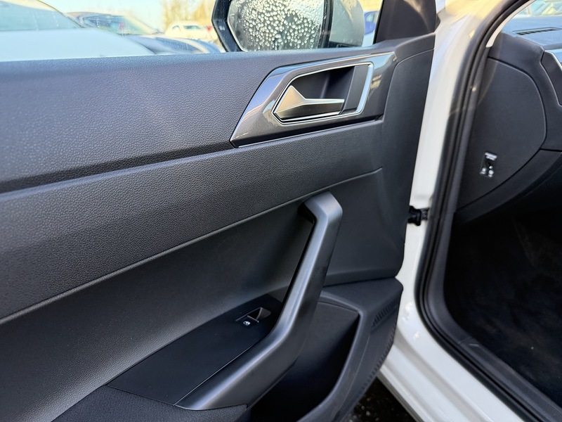 Used Volkswagen Polo 2023 for sale - 77258924: Photo 54