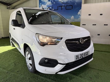 Used Vauxhall Combo 2020 for sale - 76194020: Photo 2