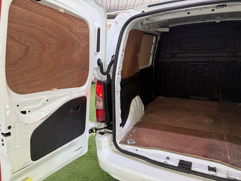 Used Vauxhall Combo 2020 for sale - 76194020: Photo 32