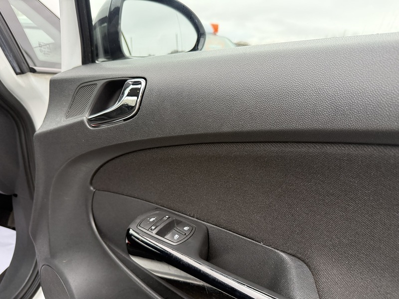 Used Vauxhall Corsa 2013 for sale - 77632266: Photo 23