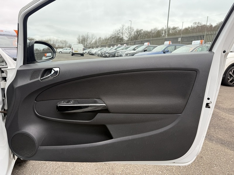 Used Vauxhall Corsa 2013 for sale - 77632266: Photo 28