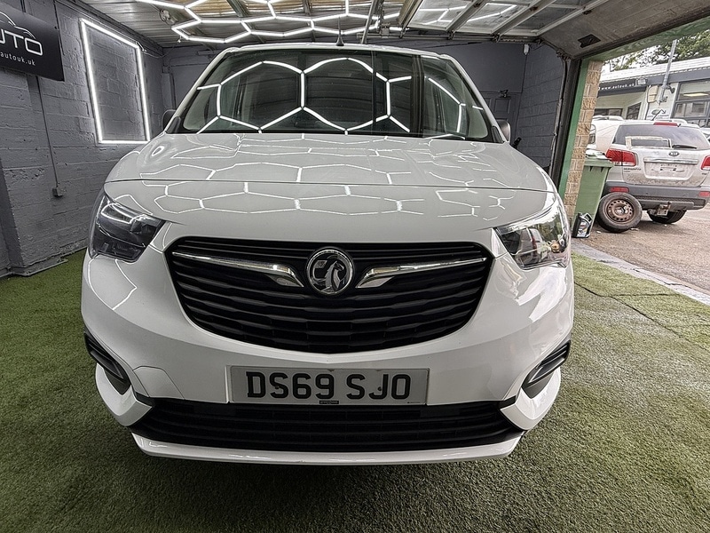 Used Vauxhall Combo 2019 for sale - 76193931: Photo 18