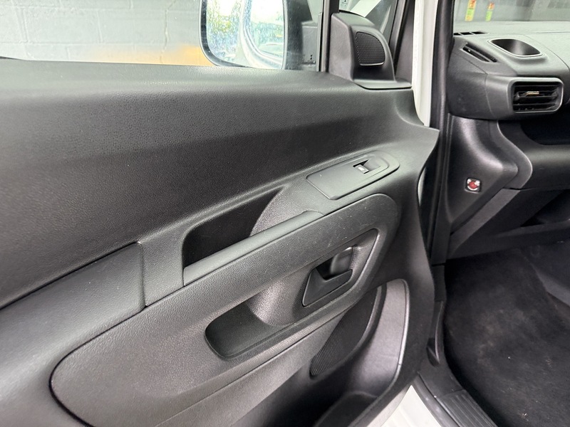 Used Vauxhall Combo 2019 for sale - 76193931: Photo 39