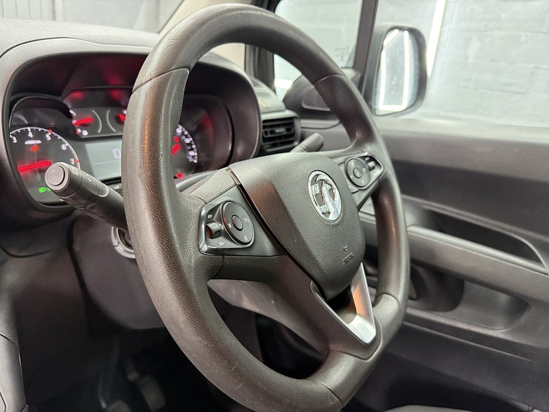 Used Vauxhall Combo 2019 for sale - 76193931: Photo 41