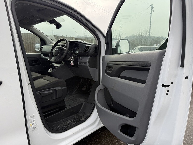 Used Vauxhall Vivaro 2022 for sale - 77547864: Photo 17