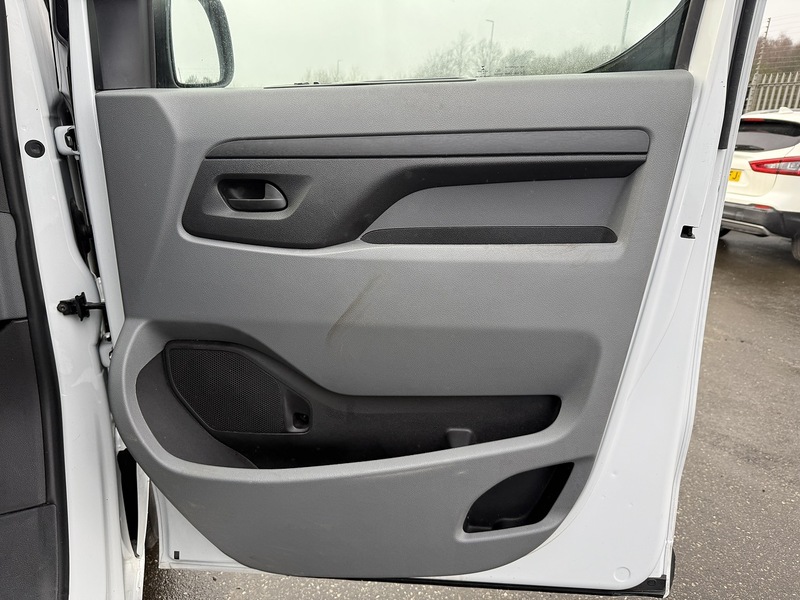 Used Vauxhall Vivaro 2022 for sale - 77547864: Photo 21