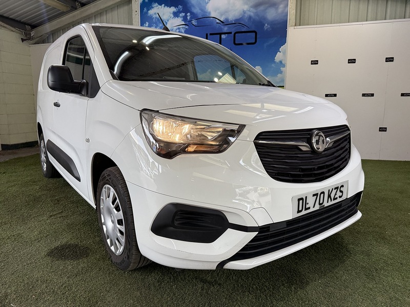 Used Vauxhall Combo 2020 for sale - 77258877: Photo 2