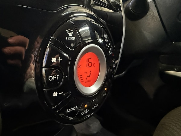 Used Nissan Note 2014 for sale - 76320122: Photo 53