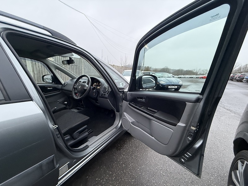 Used Suzuki SX4 2011 for sale - 77303168: Photo 21