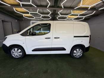 Used Peugeot Partner 2020 for sale - 74569600: Photo
