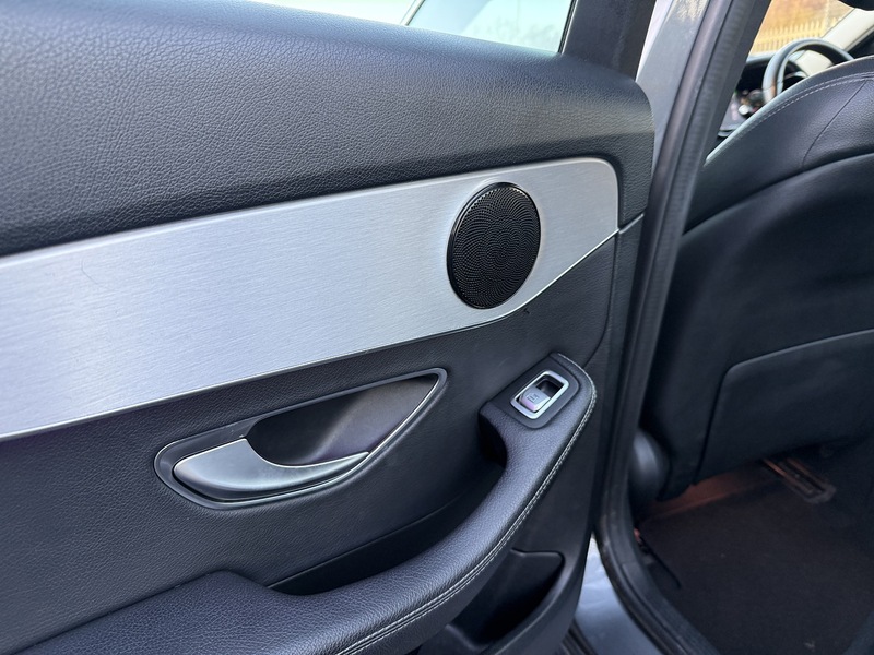 Used Mercedes-Benz C Class 2019 for sale - 77258922: Photo 54