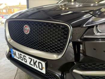 Used Jaguar F-Pace 2016 for sale - 74779287: Photo