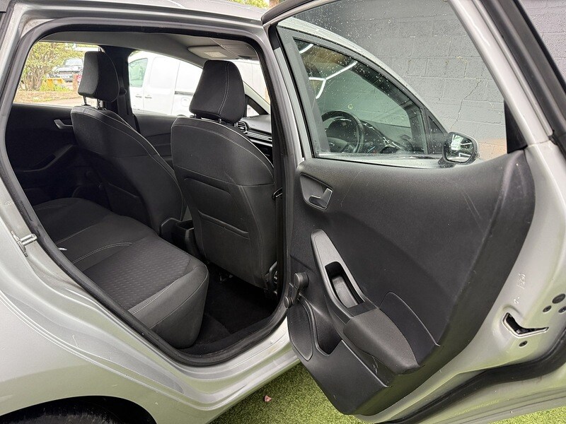 Vehicle 29
