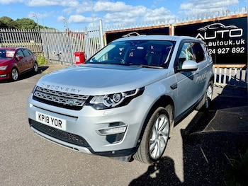Used Land Rover Discovery Sport 2018 for sale - 79423285: Photo