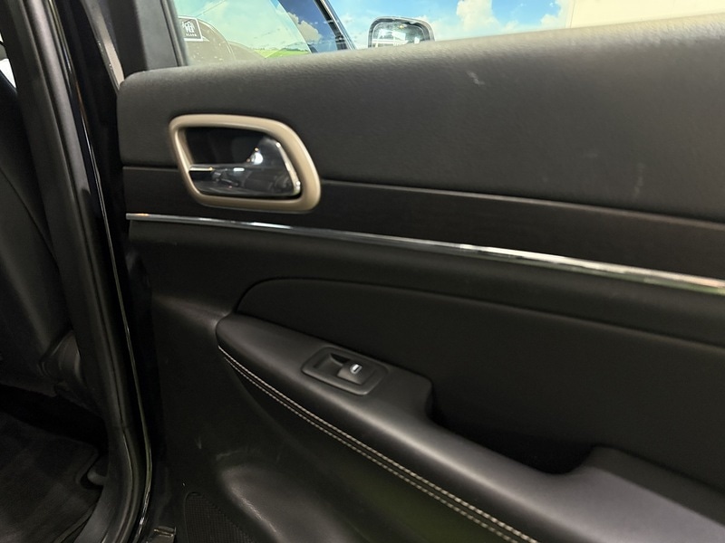 Used Jeep Grand Cherokee 2013 for sale - 76559568: Photo 39