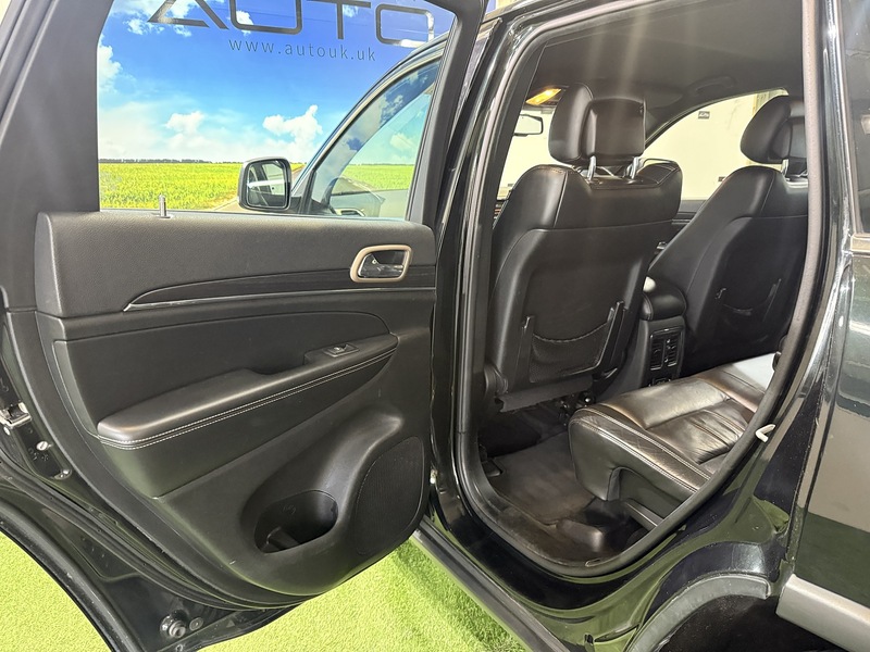 Used Jeep Grand Cherokee 2013 for sale - 76559568: Photo 44