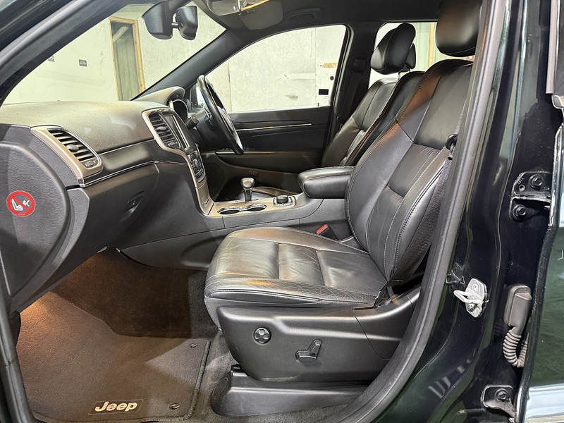 Used Jeep Grand Cherokee 2013 for sale - 76559568: Photo 53