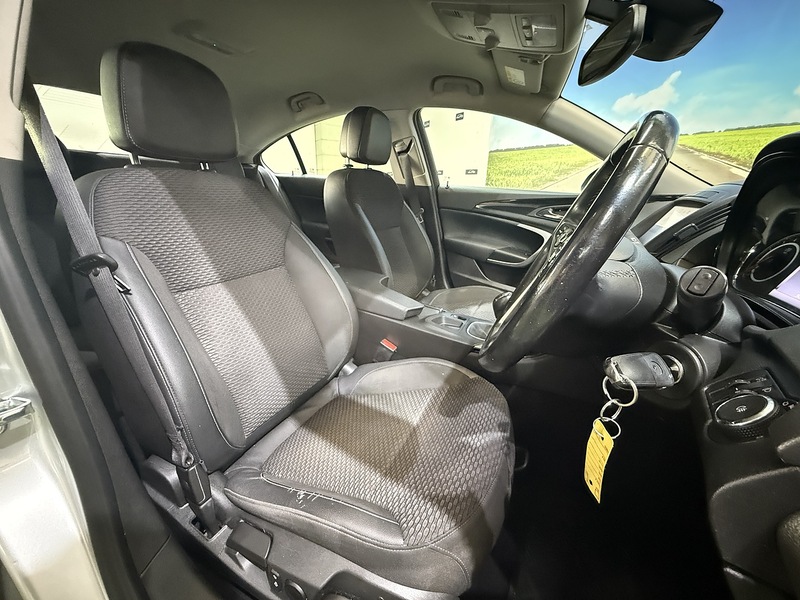 Used Vauxhall Insignia 2015 for sale - 76193967: Photo 14
