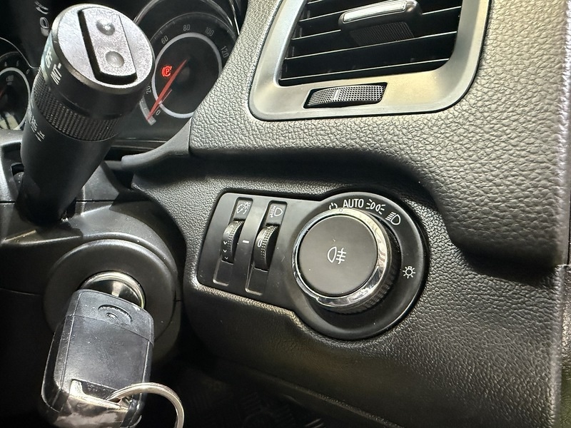 Used Vauxhall Insignia 2015 for sale - 76193967: Photo 19