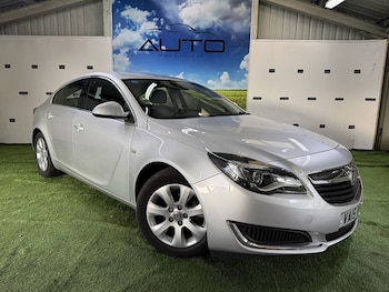 Vauxhall - Insignia