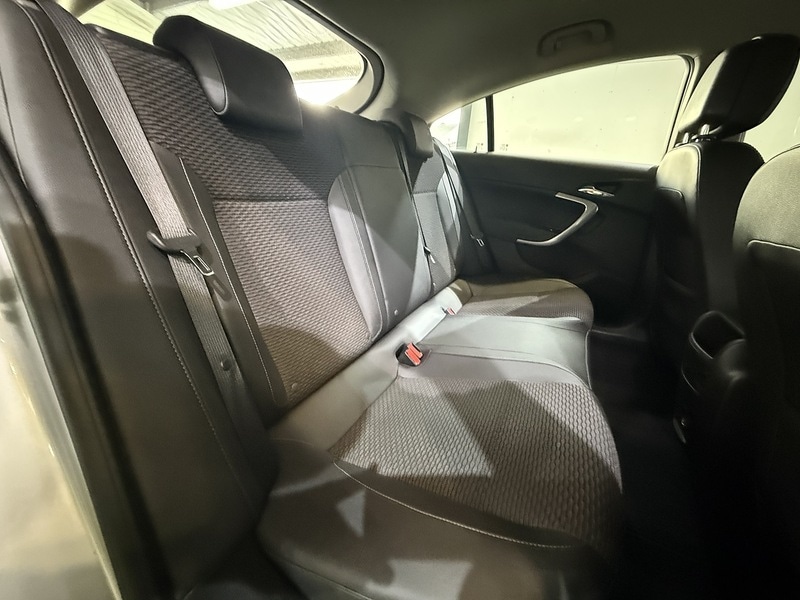 Used Vauxhall Insignia 2015 for sale - 76193967: Photo 31