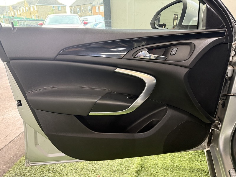 Used Vauxhall Insignia 2015 for sale - 76193967: Photo 42